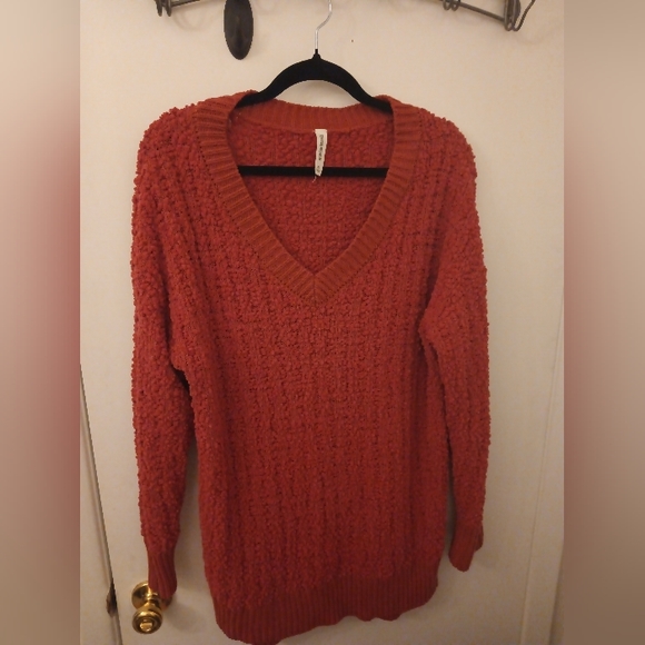 Women's Sweater Tunic - Picture 1 of 3